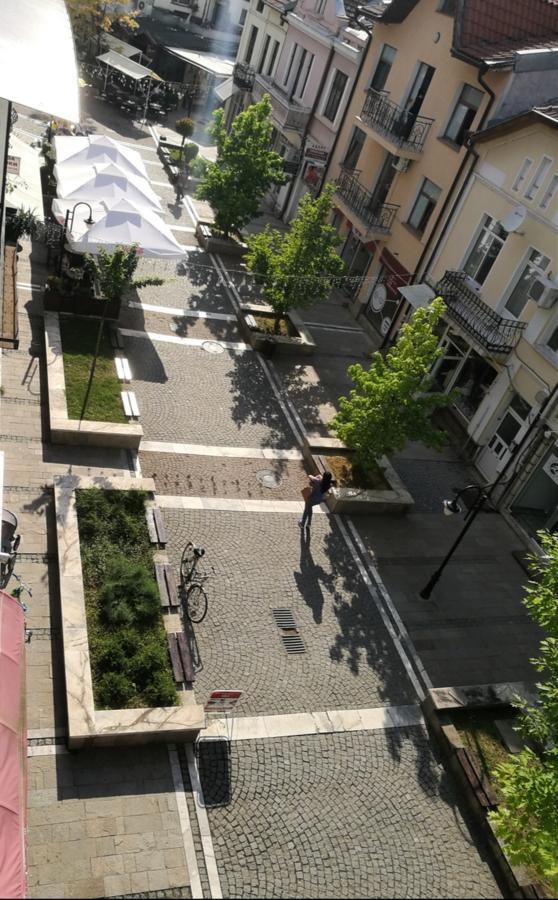 Family Hotel Rositsa Sevlievo Ngoại thất bức ảnh